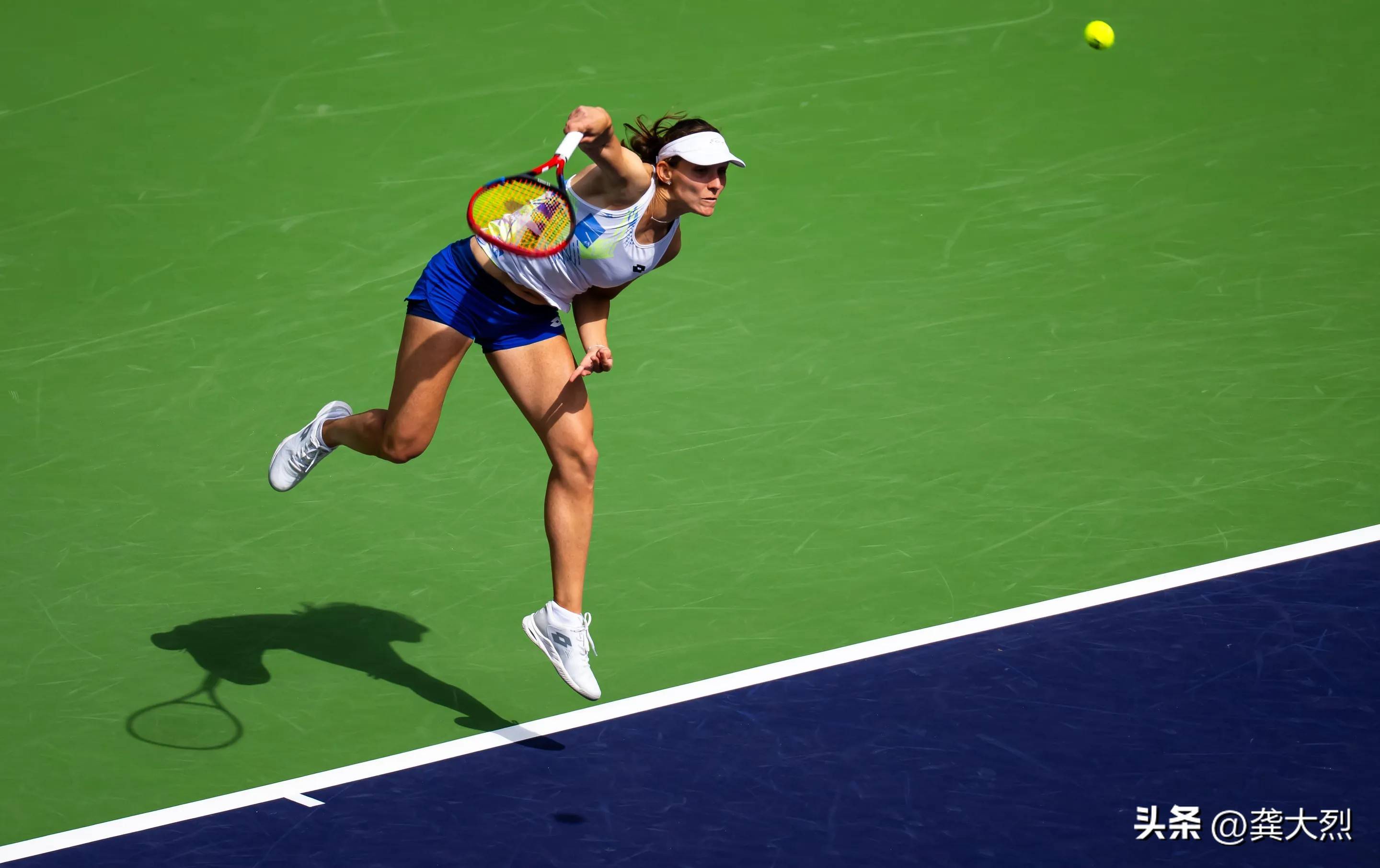 科维托娃重返赛场,领先优势明显首场状态出色,皇家马德里观众沸腾!赢得满堂喝彩的简单介绍 科维托娃重返赛场,领先优势明显首场状态出色,皇家马德里观众沸腾!赢得满堂喝彩的简单介绍