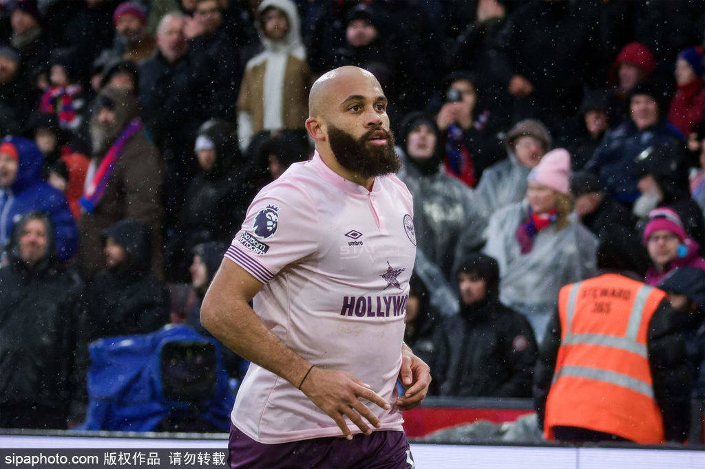 九游-关于社区盾关键战走向成谜，深圳队状态回暖，底气十足，年轻球员获得机会的信息