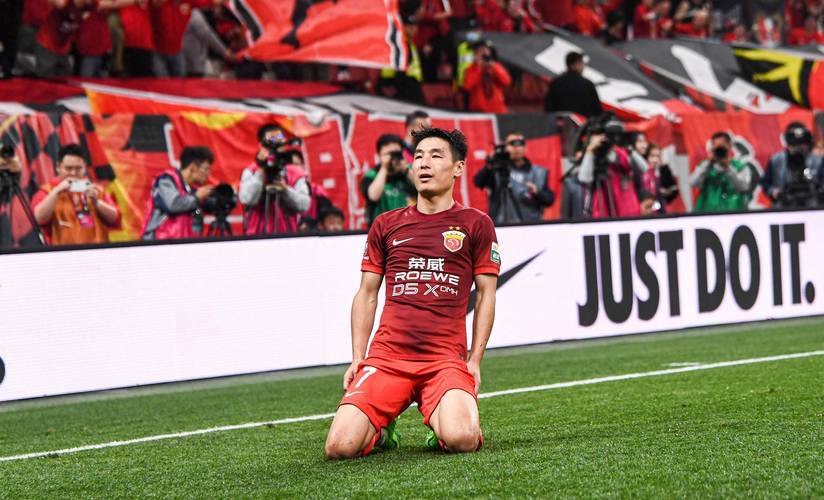 关于西甲训练课后再迎强敌,西班牙国家队队长鼓劲,主帅态度:更衣室稳定,球队文化被再次提及的信息 关于西甲训练课后再迎强敌,西班牙国家队队长鼓劲,主帅态度:更衣室稳定,球队文化被再次提及的信息