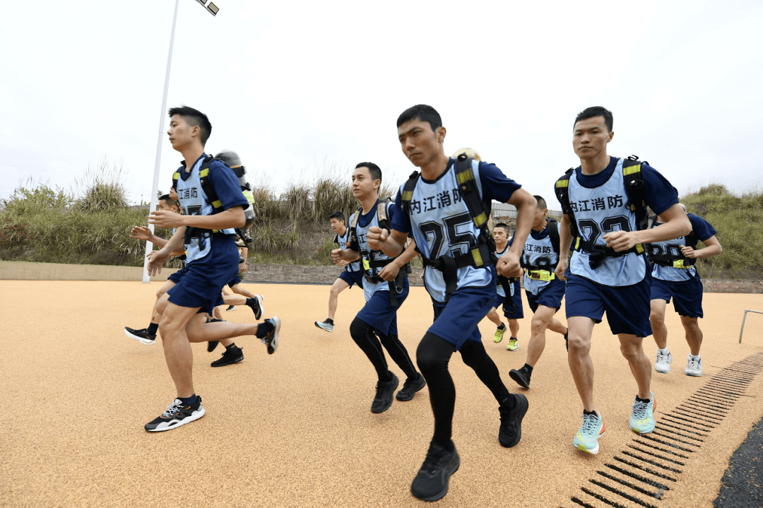 九游娱乐-网球超级杯，江南铁骑队与东海海豚队读秒扳平，体能对抗拉满！赛场纪律更严谨的简单介绍