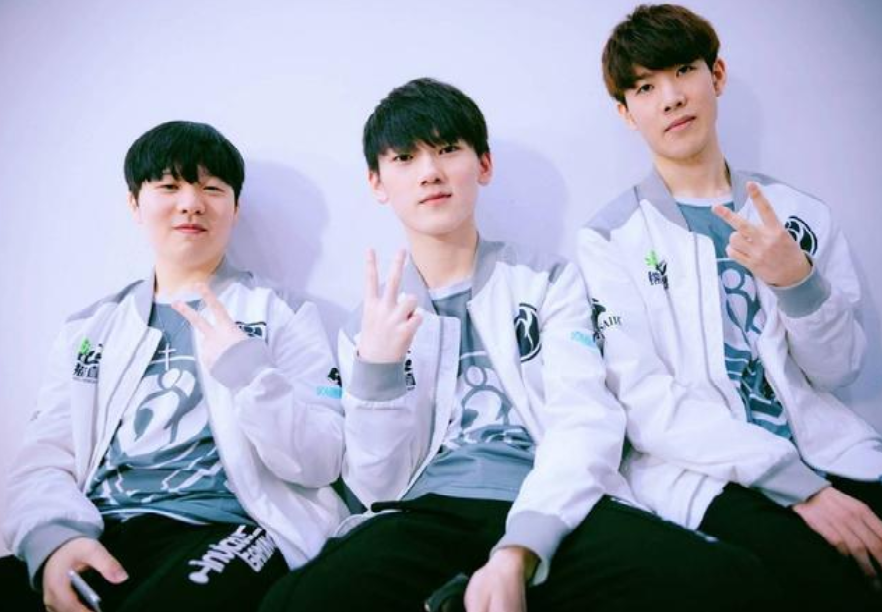 九游-JackeyLove回归赛场，回归赛场首场状态亮眼，切尔西观众沸腾！的简单介绍